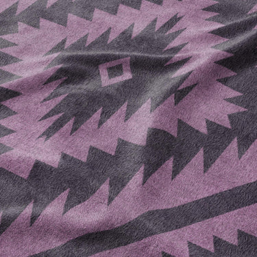 Reyno Lilac & Eggplant Mockup Fleece Detail