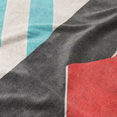 Loris Multicolor Mockup Fleece Detail