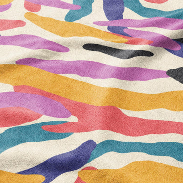 Alessa Multicolor Mockup Fleece Detail