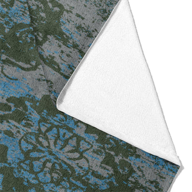Jonah Forest & Columbia Mockup Fleece Fold