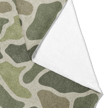 Duck Camo Green Mockup Fleece Fold