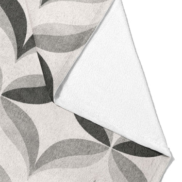 Jasper Greyscale Mockup Fleece Fold