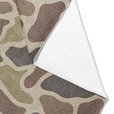 Duck Camo Brown Mockup Fleece Fold