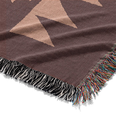 Reyno Orange & Maroon Mockup Woven Detail