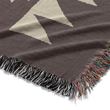 Reyno Neutral & Brown Mockup Woven Detail