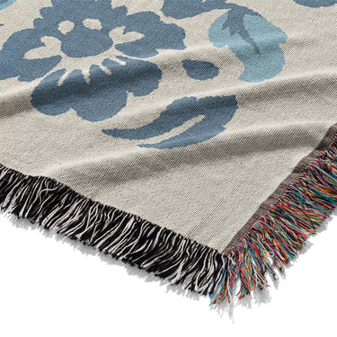 Beryl Blue & Red Mockup Woven Detail