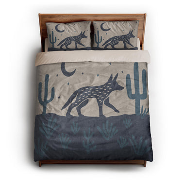 Desert Coyote Midnight & Dusty Blue queen - microfiber - Natural Backing