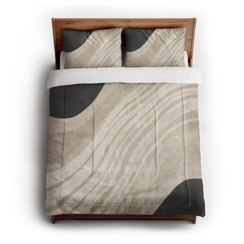 Elowin Ivory & Black Comforter
