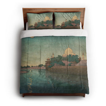 Taj Mahal Twilight By Charles Bartlett Comforter