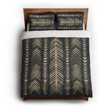 Yokanna Navy & Ivory in Full/Queen (88" x 88") Size