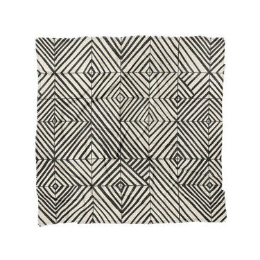 Ludwig Black & Ivory in Full/Queen (88" x 88") Size