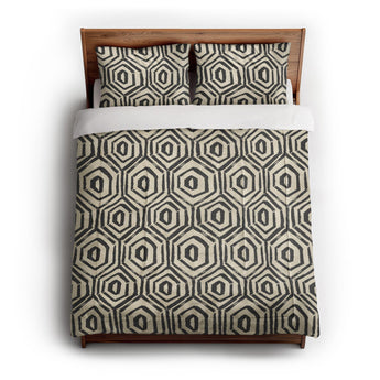 Torrance Black & Ivory in Full/Queen (88" x 88") Size