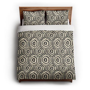 Torrance Black & Ivory in Full/Queen (88" x 88") Size
