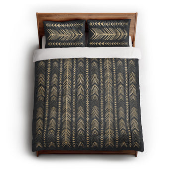 Yokanna Navy & Ivory Comforter