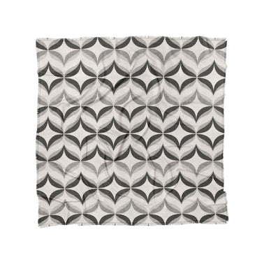 Jasper Greyscale in Full/Queen (88" x 88") Size