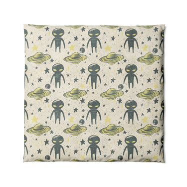 Space Aliens in Full/Queen (88" x 88") Size