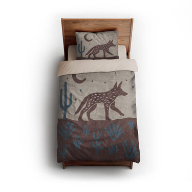 Desert Coyote Dark Red Clay & Dusty Blue twin - microfiber - Natural Backing
