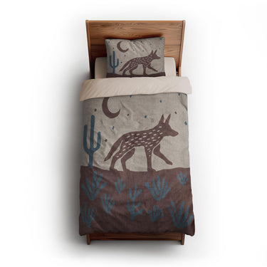Desert Coyote Dark Red Clay & Dusty Blue twin-xl - microfiber - Natural Backing