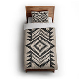 Reyno Black & Ivory in Twin XL (68" x 92") Size