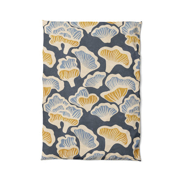 Oyster Mushrooms in Twin XL (68" x 92") Size