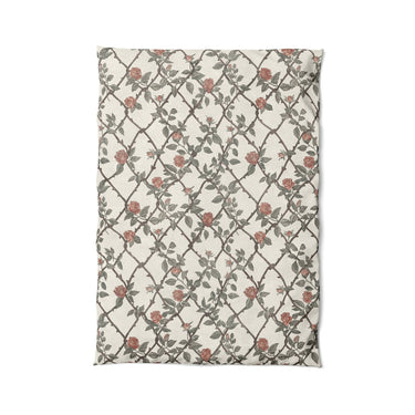 Rose Lattice in Twin XL (68" x 92") Size
