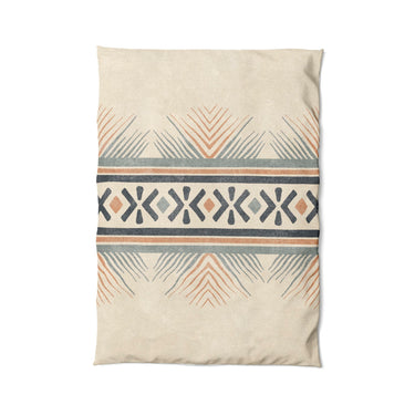 Loxcie Ivory & Blue in Twin XL (68" x 92") Size