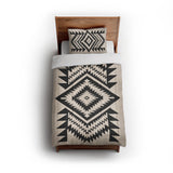 Reyno Black & Ivory in Twin (68" x 88") Size