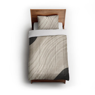 Elowin Ivory & Black in Twin (68" x 88") Size