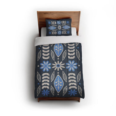 Topanga Navy & Columbia in Twin (68" x 88") Size