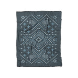 Durand Navy Blue in Twin (68" x 88") Size