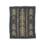 Yokanna Navy & Ivory in Twin (68" x 88") Size