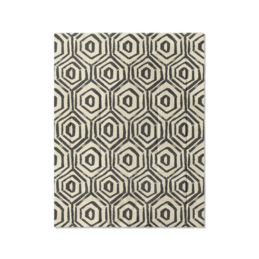 Torrance Black & Ivory in Twin (68" x 88") Size